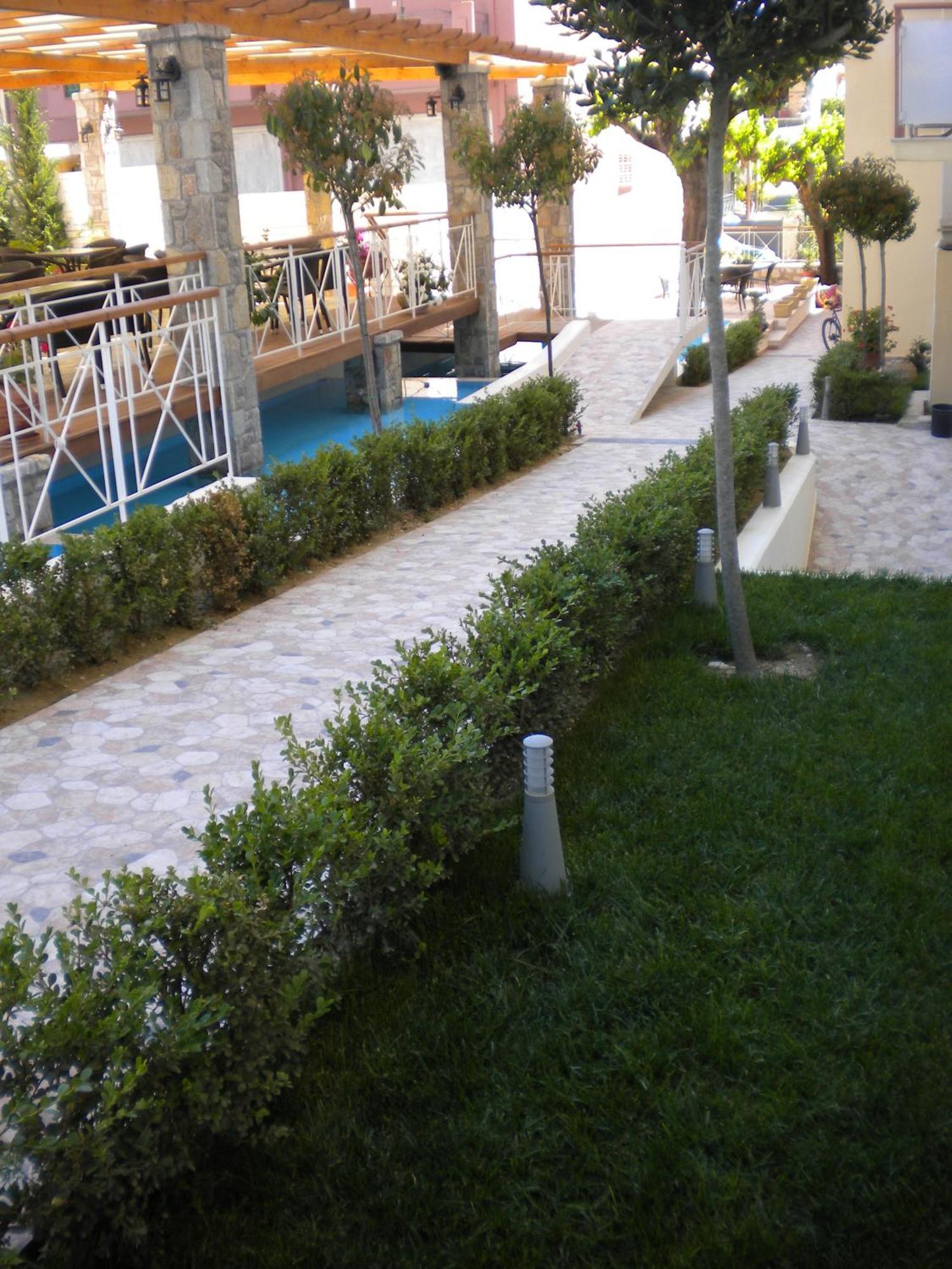 Neda Hotel أولمبيا المظهر الخارجي الصورة
