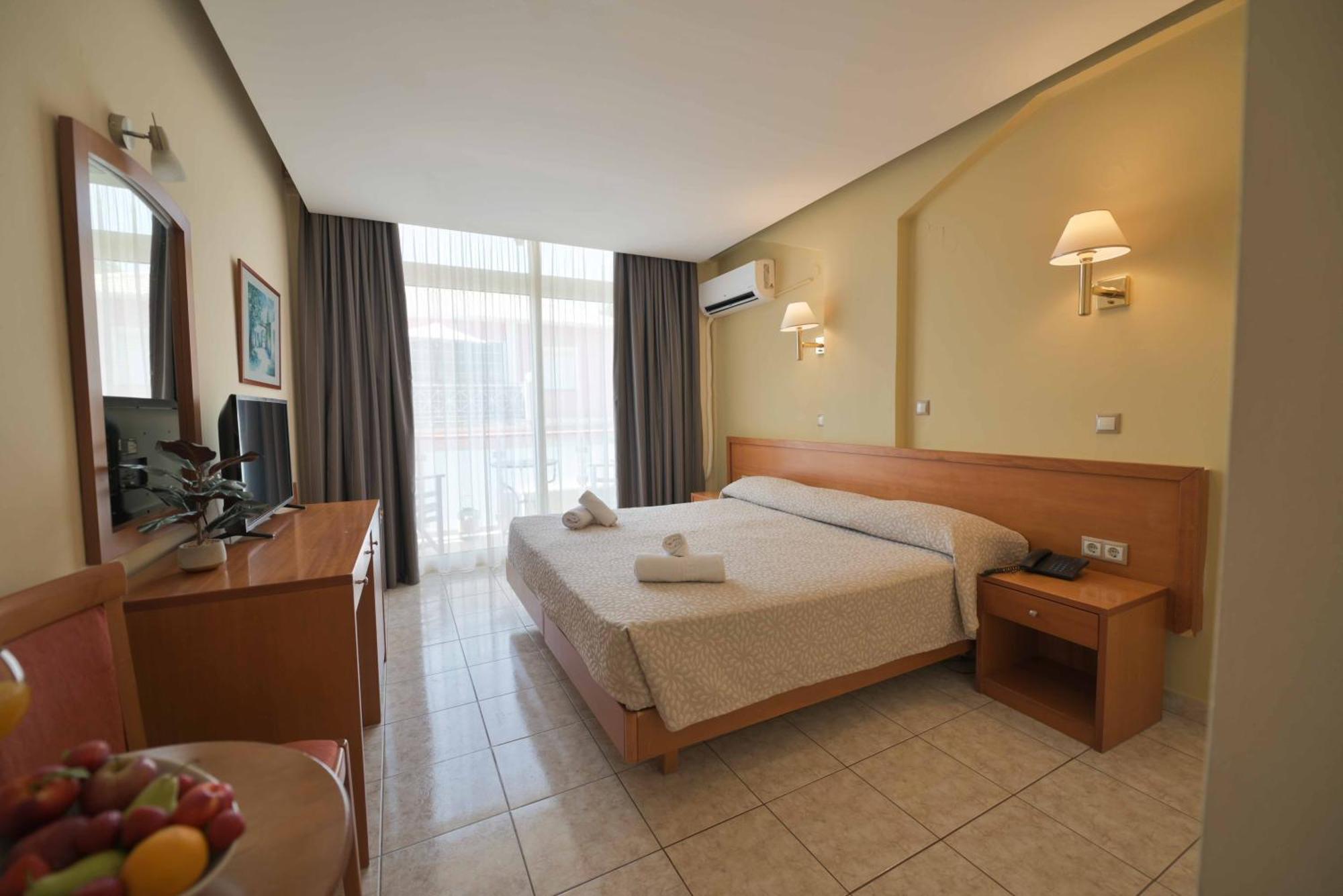 Neda Hotel أولمبيا المظهر الخارجي الصورة