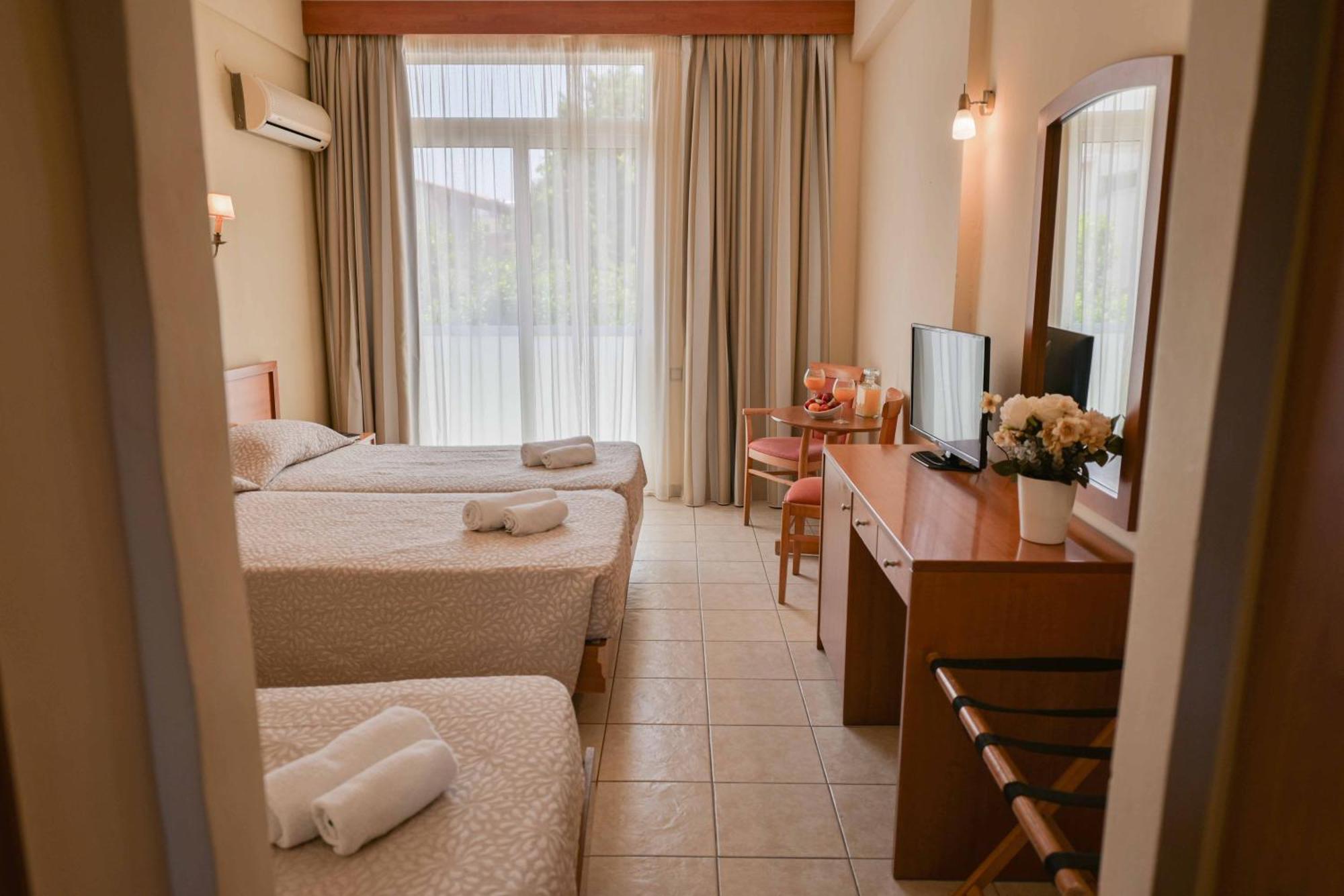 Neda Hotel أولمبيا المظهر الخارجي الصورة